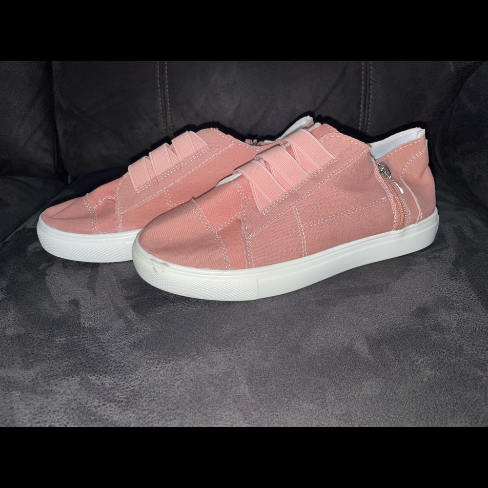 Women’s Arch Support Shoes